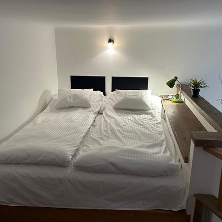 Central Park Apartman Budapest Exteriör bild