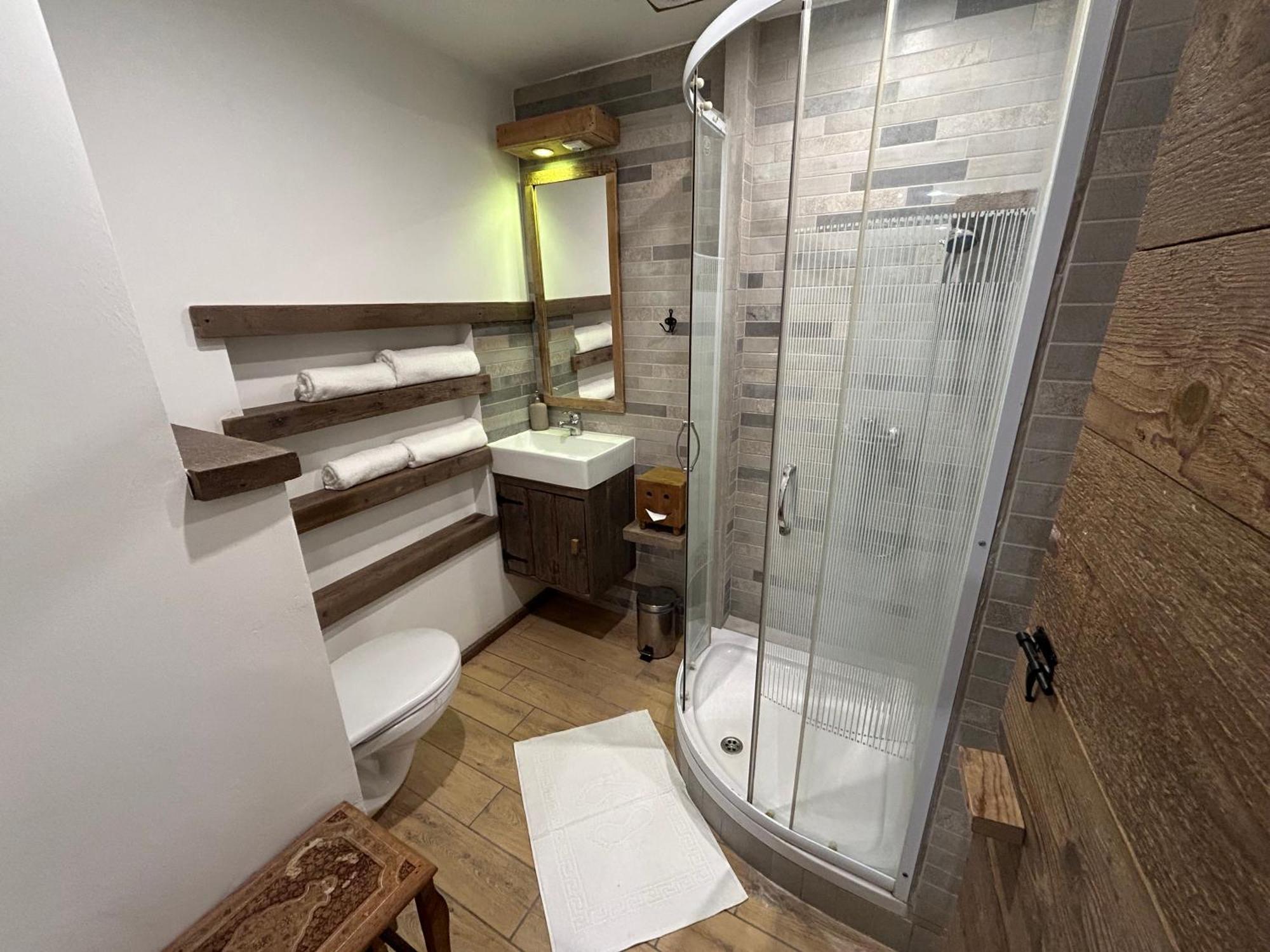 Central Park Apartman Budapest Exteriör bild